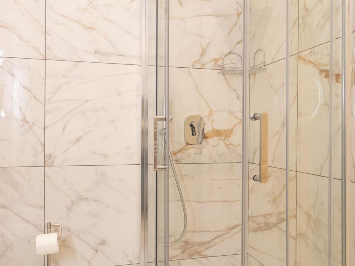 The Best Rent - Elegant Five-Bedrooms Apartment Near Colosseo Rome Luaran gambar