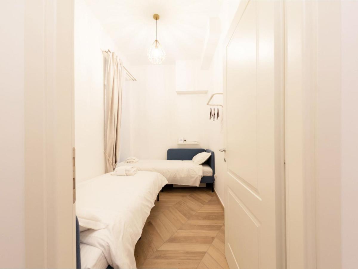 The Best Rent - Elegant Five-Bedrooms Apartment Near Colosseo Rome Luaran gambar