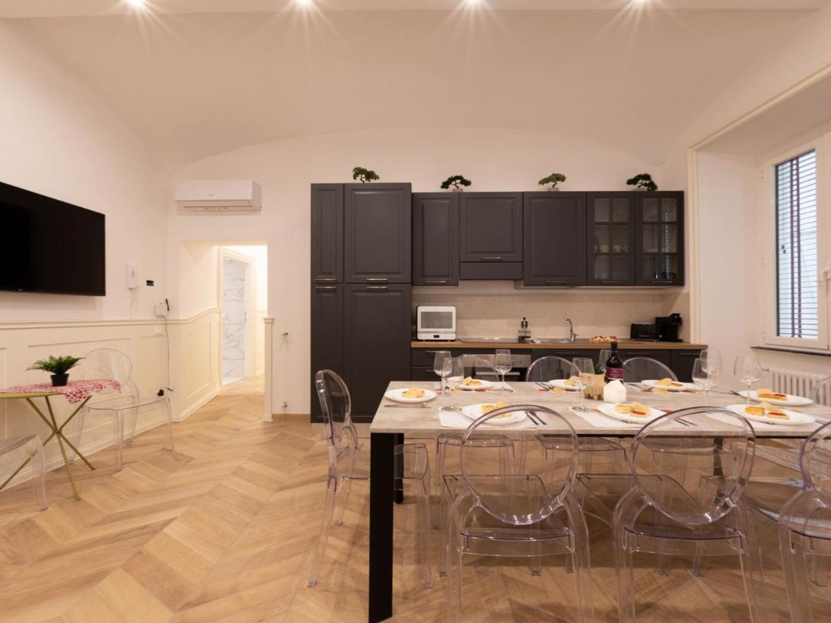The Best Rent - Elegant Five-Bedrooms Apartment Near Colosseo Rome Luaran gambar